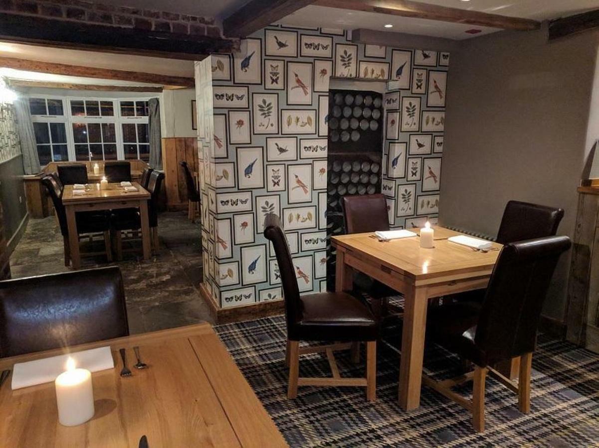 The Angel Inn วอร์มินสเตอร์ ภายนอก รูปภาพ