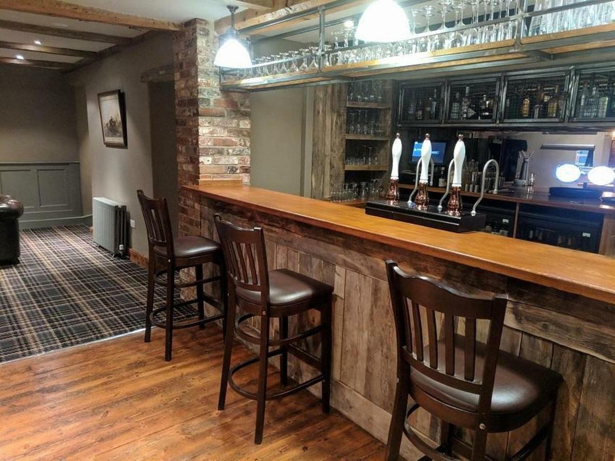 The Angel Inn วอร์มินสเตอร์ ภายนอก รูปภาพ